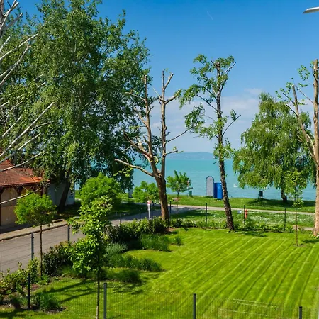 Myflat Wave Lilien Siofok
