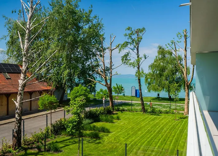 Myflat Wave Lilien Шиофок
